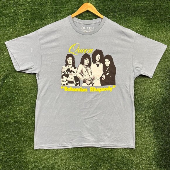 Queen Bohemian Rhapsody Rock Band T-Shirt Size Extra Large - Picture 1 of 4